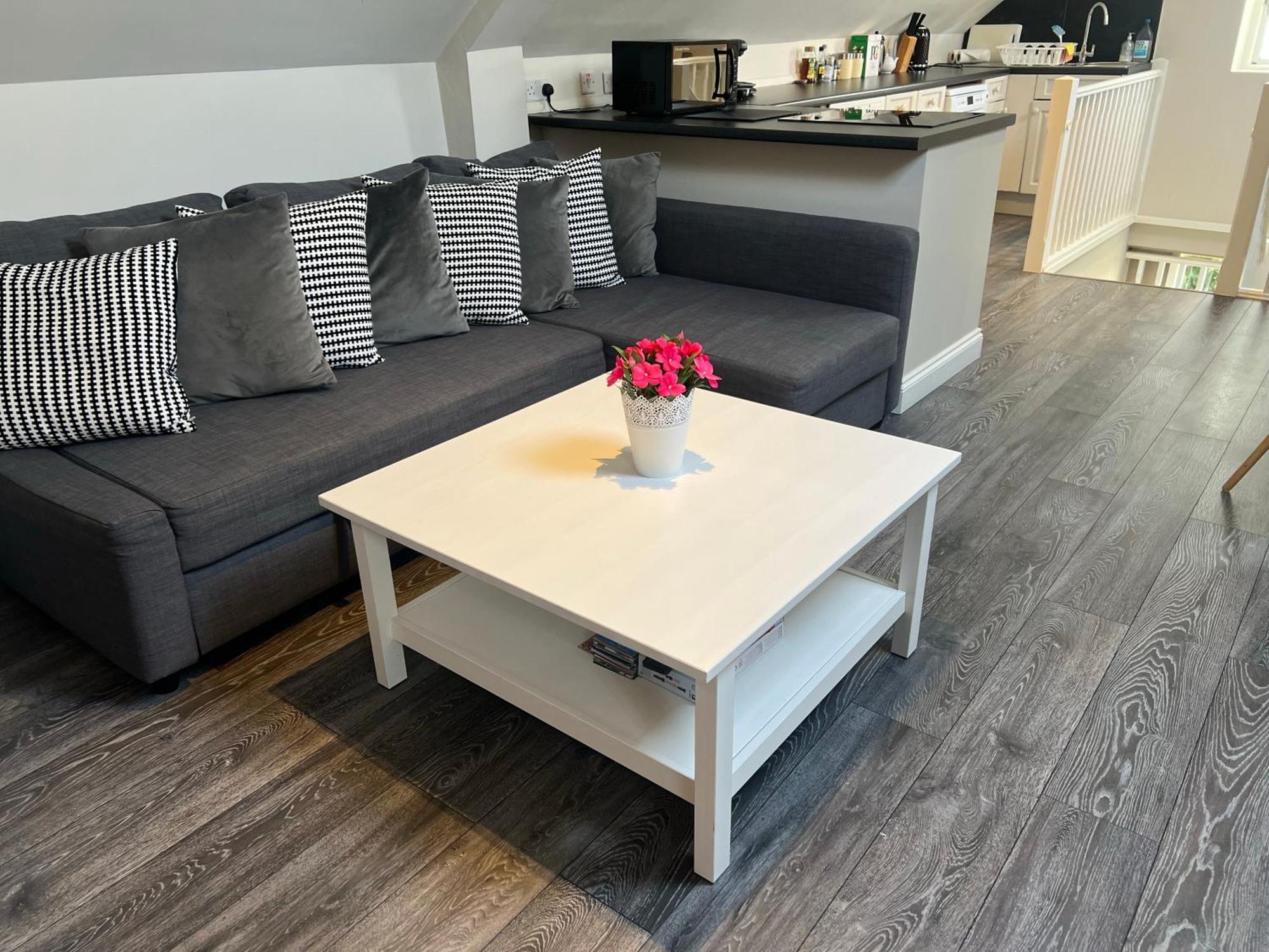 Bright, Restful Coach House In Central Севъноукс Екстериор снимка