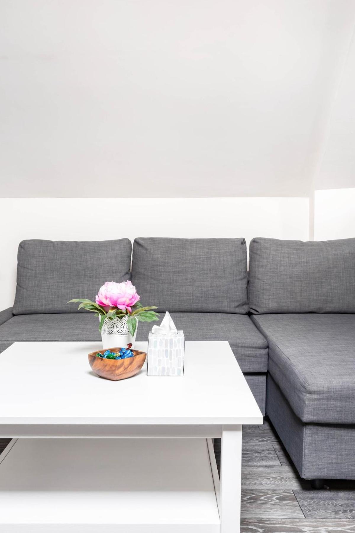 Bright, Restful Coach House In Central Севъноукс Екстериор снимка